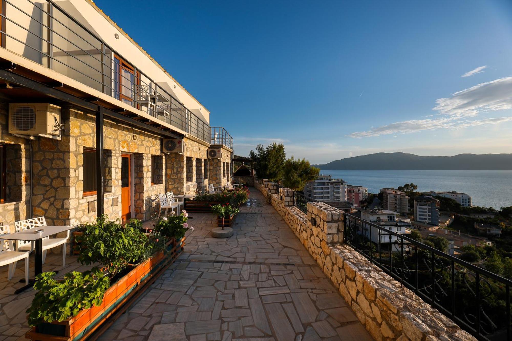 Vila Dena Vlorë 外观 照片