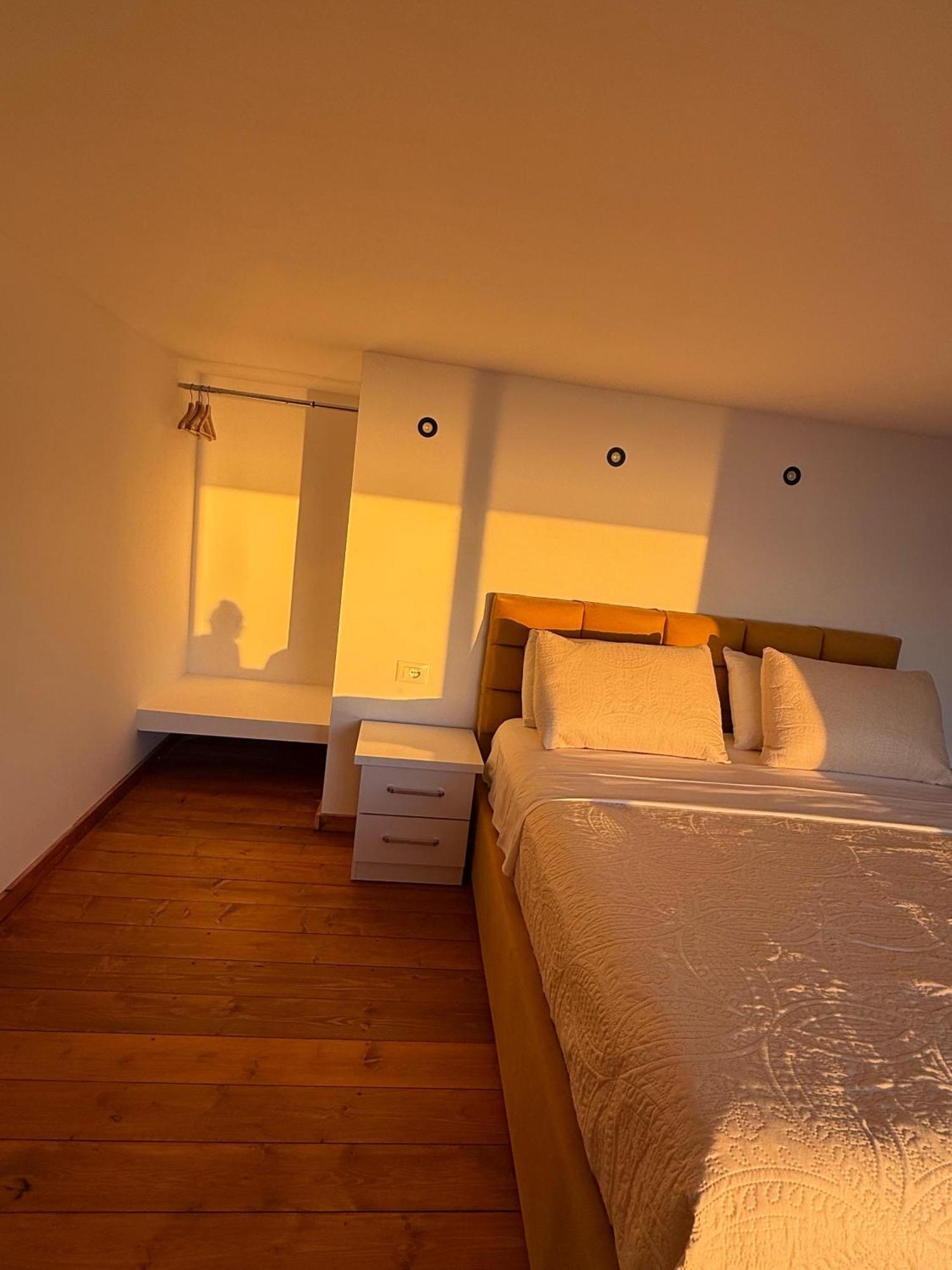 Vila Dena Vlorë 外观 照片