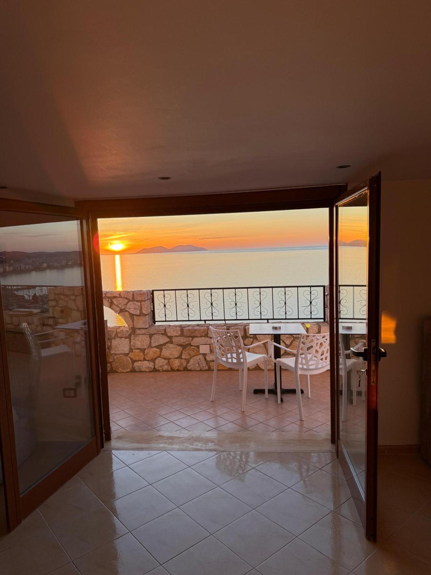 Vila Dena Vlorë 外观 照片