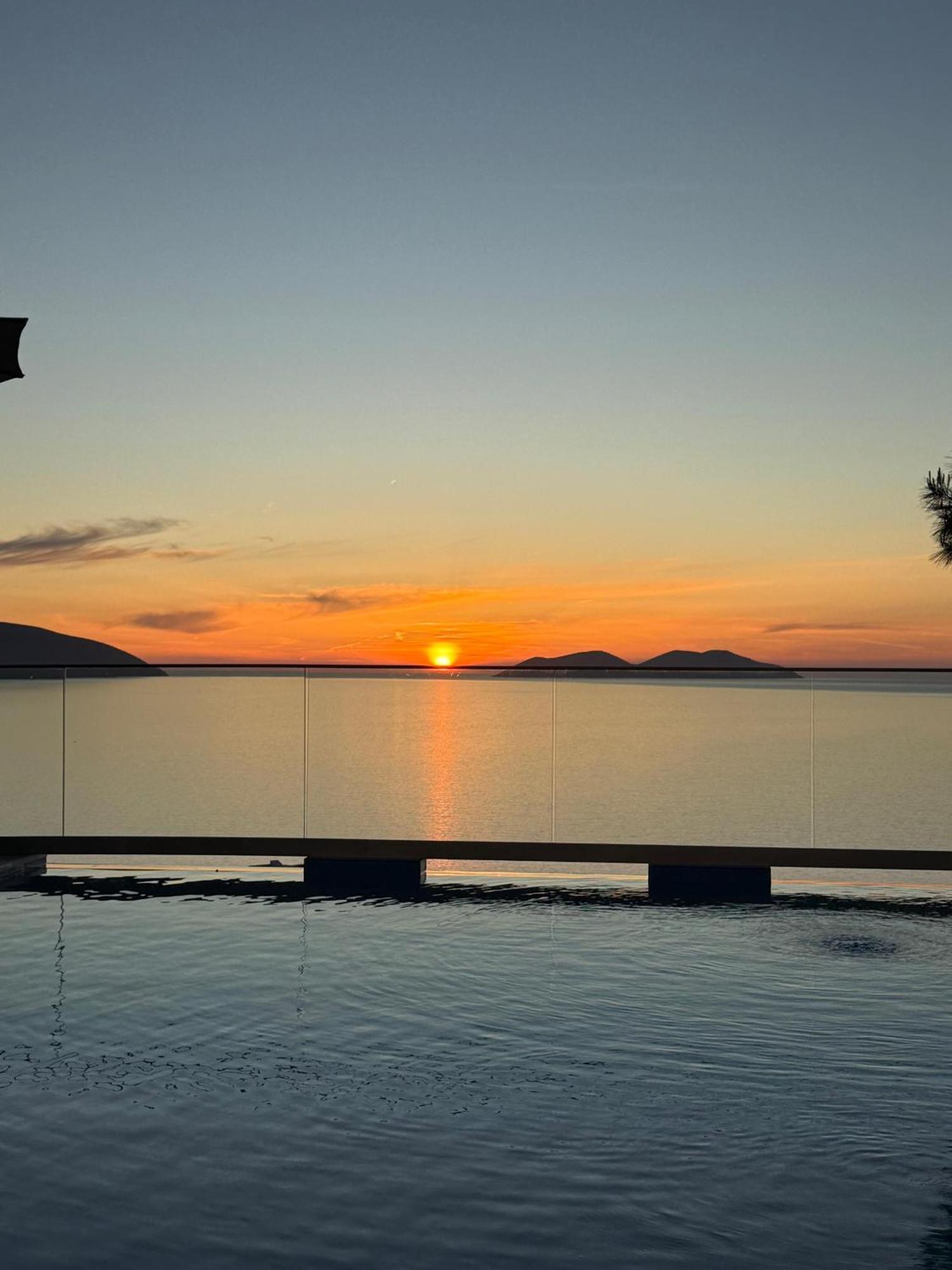 Vila Dena Vlorë 外观 照片